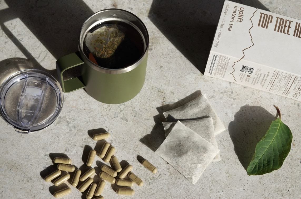 How to pick between kratom capsules and kratom tea